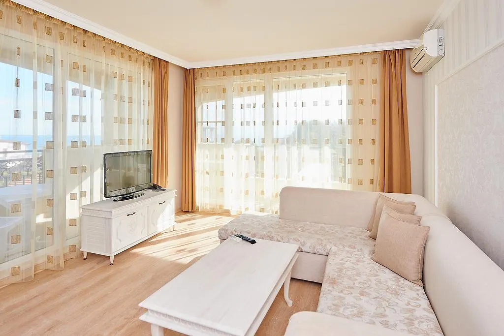 **** Апарт-отель Penelopa Palace Apart Hotel & Spa Поморие Болгария